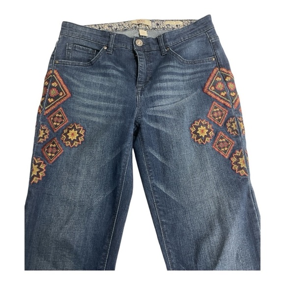 Vintage America Blues
Women's Bestie Jeans Boho Embroidered Stretch Size 4R
(27) - Picture 7 of 10